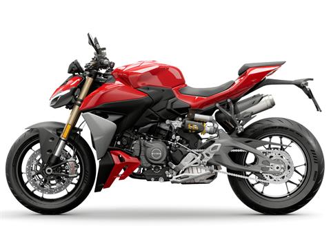 2026 Ducati Streetfighter V2 in Foxboro, Massachusetts - Photo 2