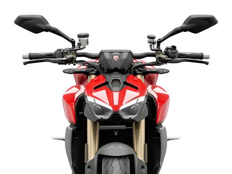 2026 Ducati Streetfighter V2 in Foxboro, Massachusetts - Photo 8
