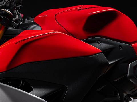 2026 Ducati Streetfighter V2 in Foxboro, Massachusetts - Photo 12