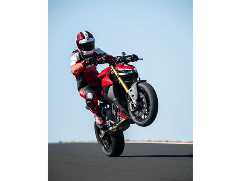 2026 Ducati Streetfighter V2 S in Portland, Oregon - Photo 12