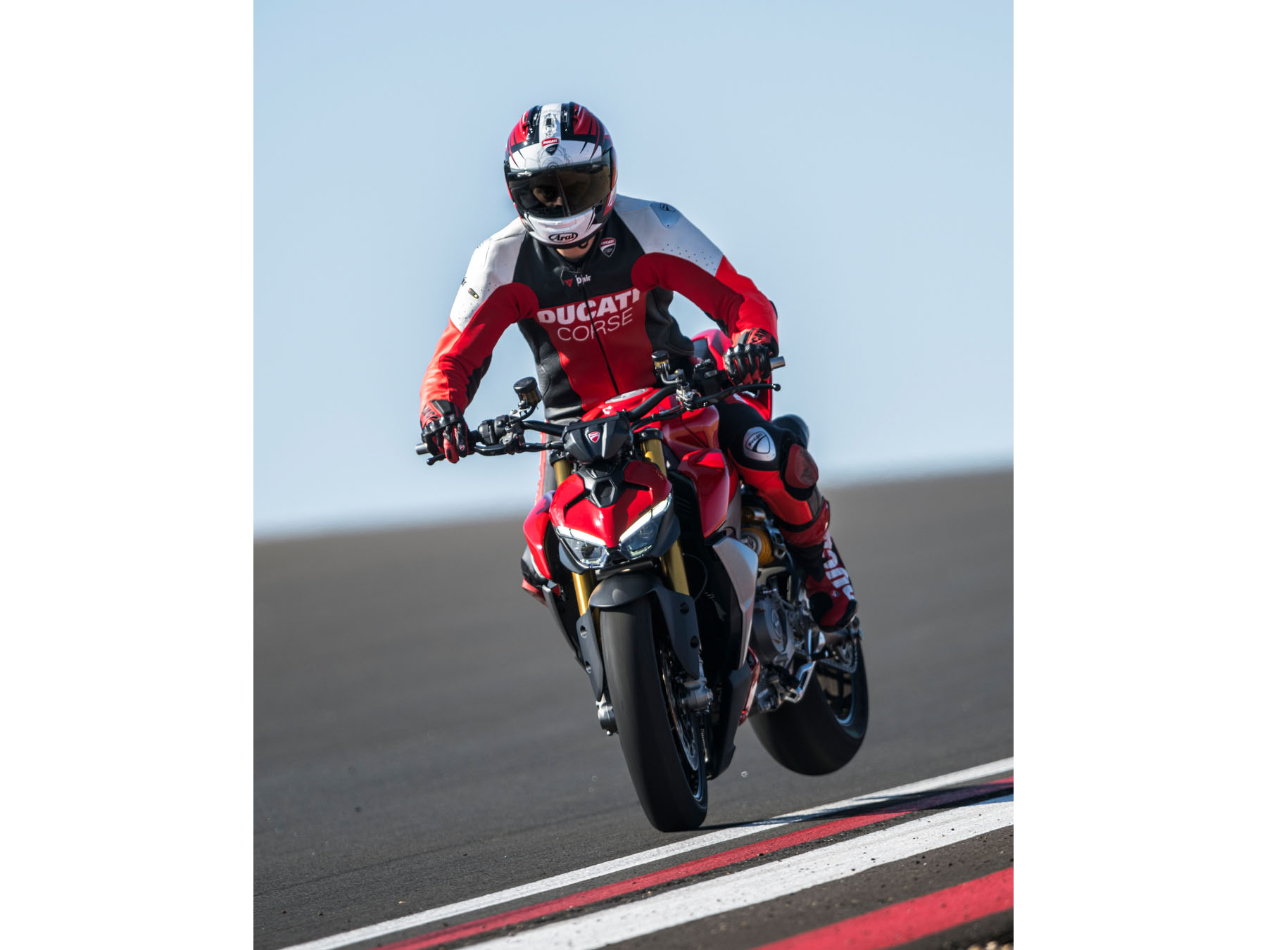 2026 Ducati Streetfighter V2 S in Portland, Oregon - Photo 14