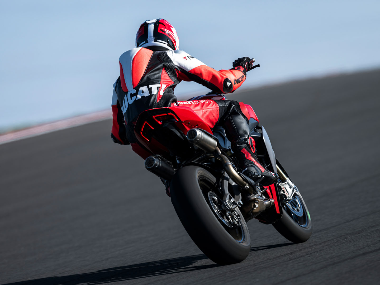 2026 Ducati Streetfighter V2 S in Portland, Oregon - Photo 15