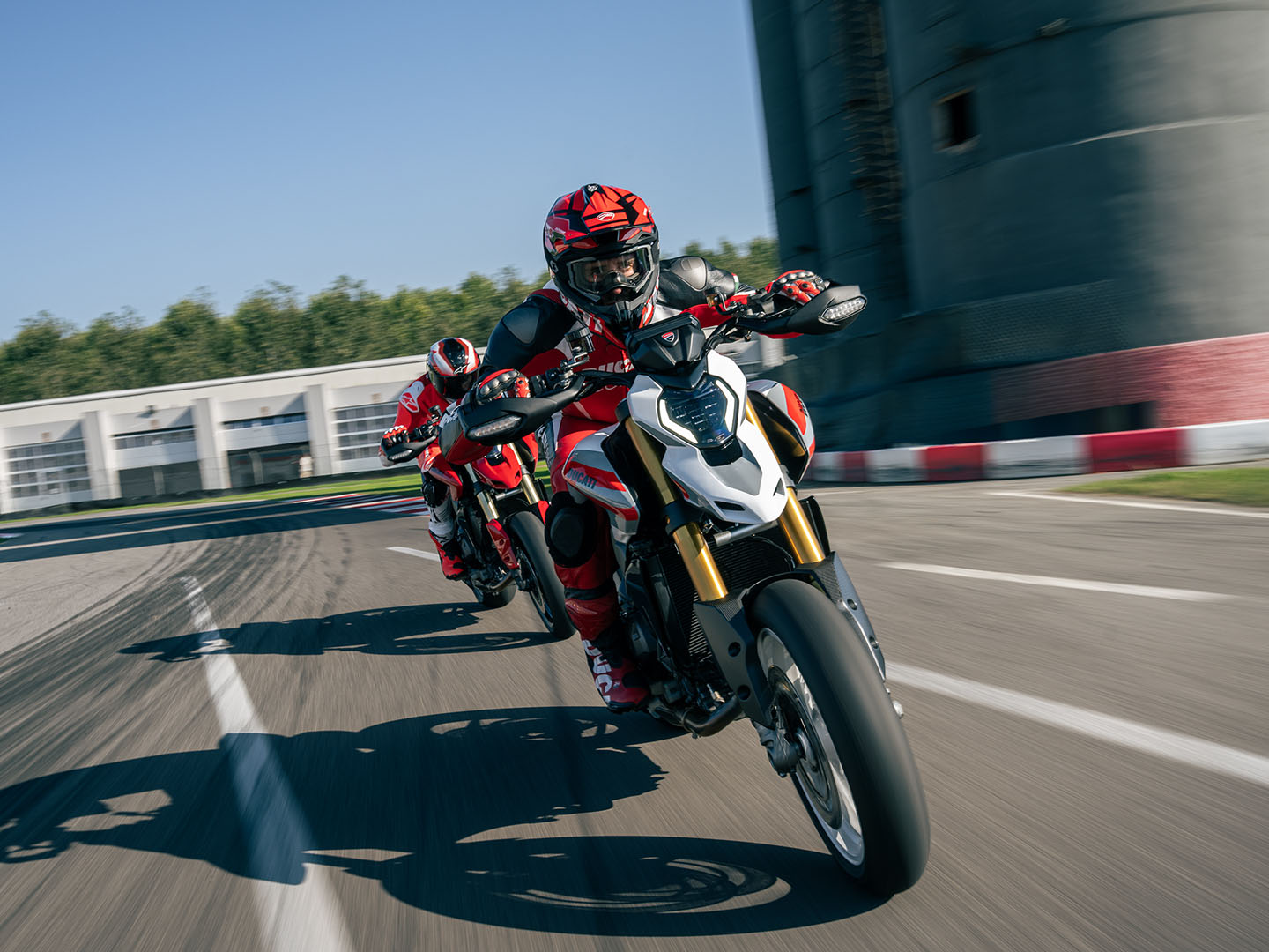 2026 Ducati Hypermotard V2 SP in Portland, Oregon - Photo 18