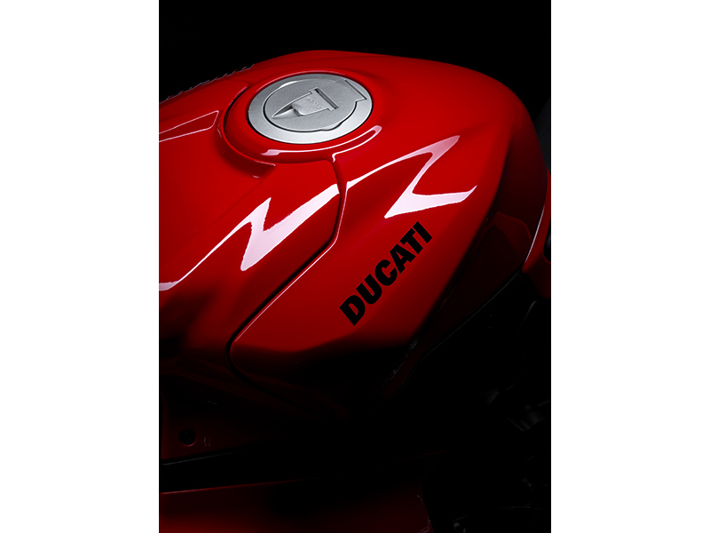 2026 Ducati Panigale V2 in Foxboro, Massachusetts - Photo 12
