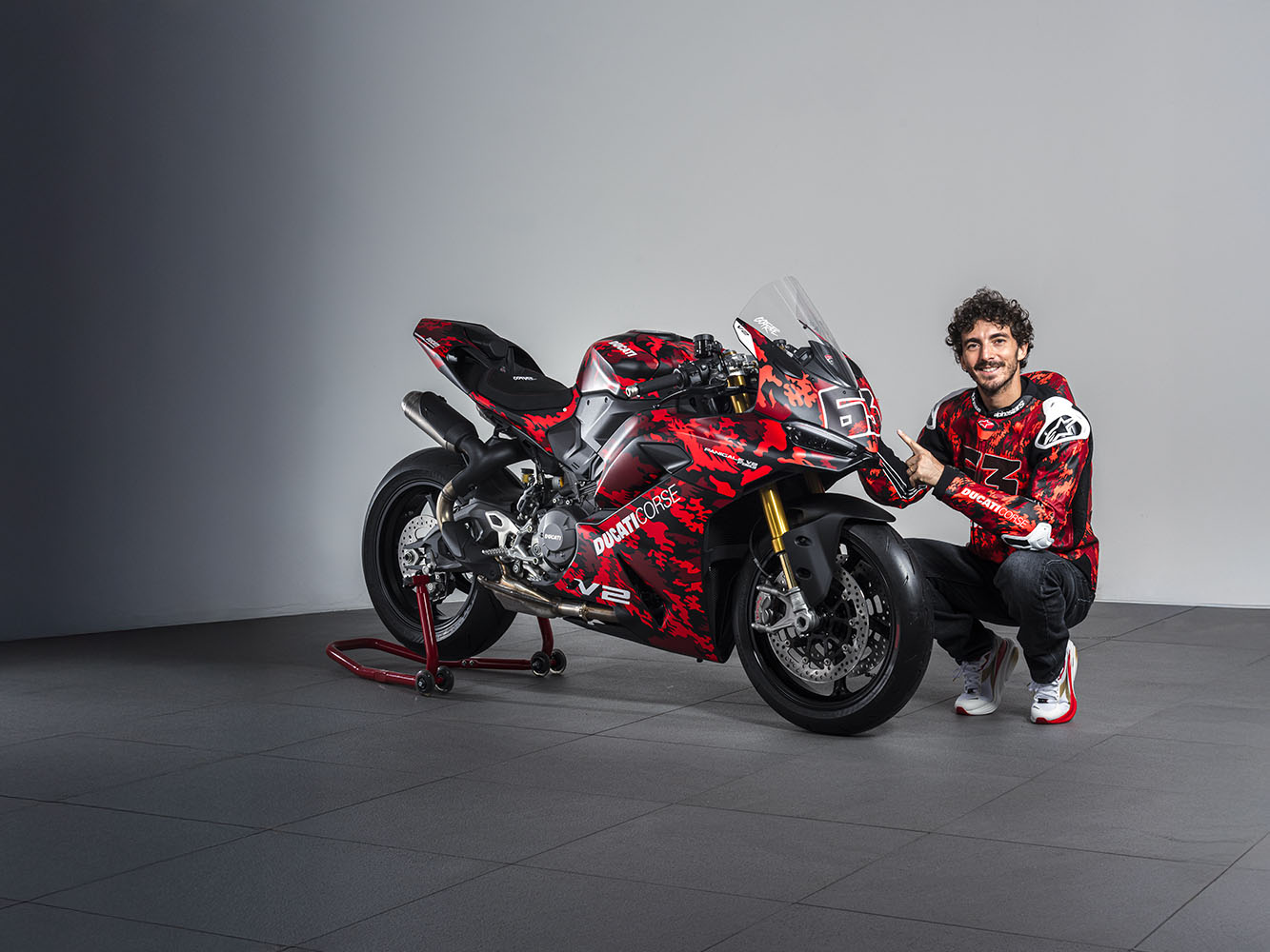 2026 Ducati Panigale V2 FB63 in Portland, Oregon - Photo 15