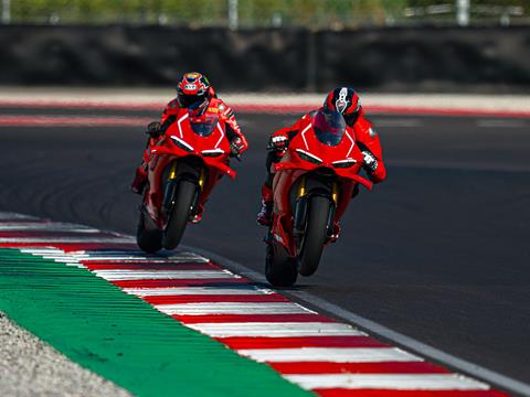 2026 Ducati Panigale V4 R in Foxboro, Massachusetts - Photo 13