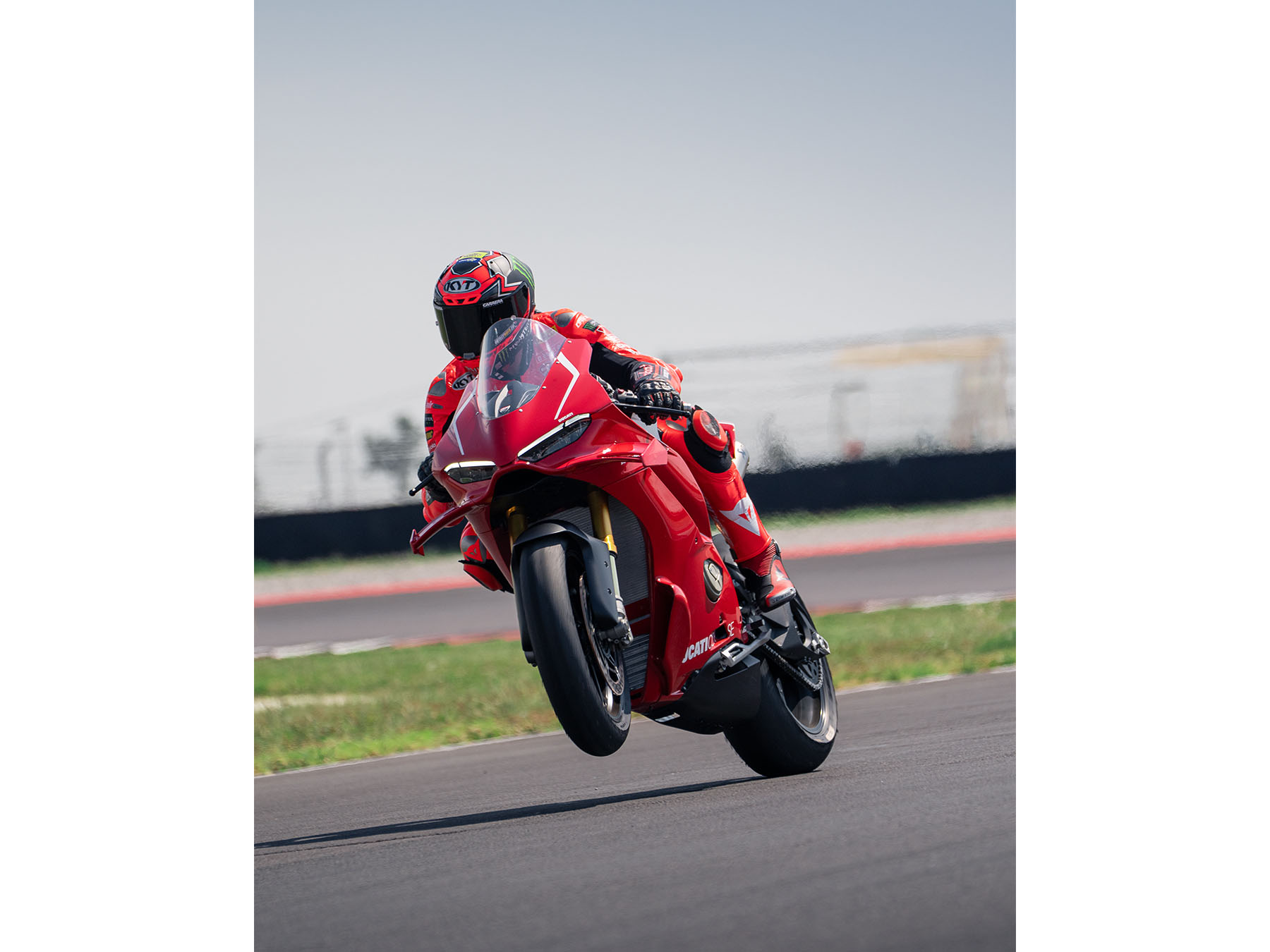 2026 Ducati Panigale V4 R in Foxboro, Massachusetts - Photo 17