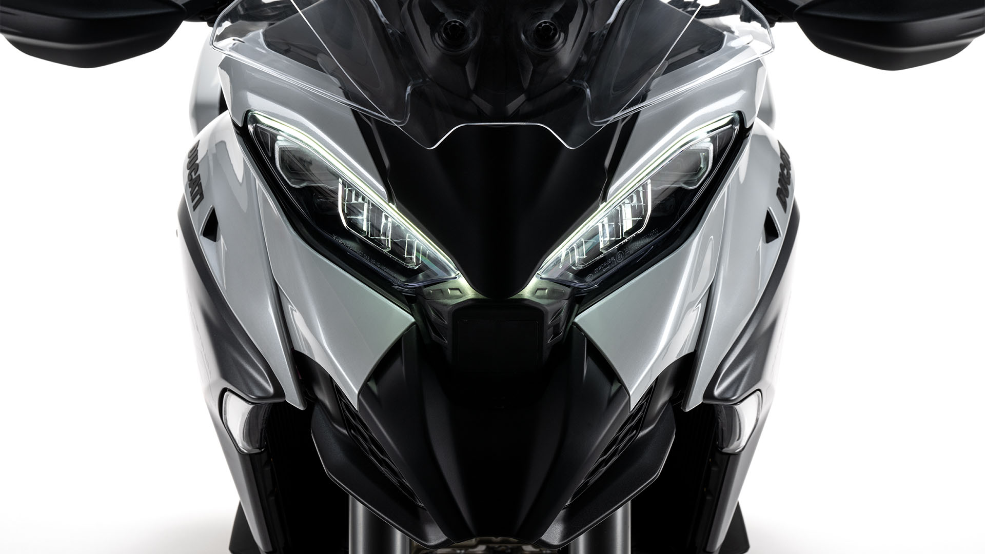 2027 Ducati Multistrada V4 S Travel & Radar 10