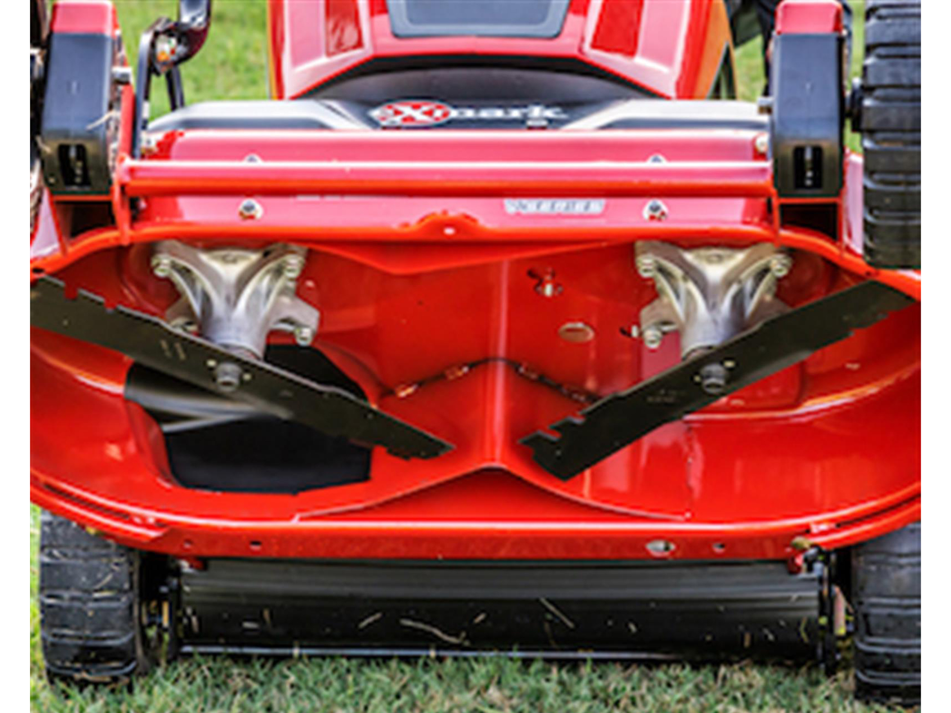 Exmark Commercial 30 V-Series Exmark 30 in. Self Propelled w/ 10Ah Battery and Charger in Gaylord, Michigan - Photo 6