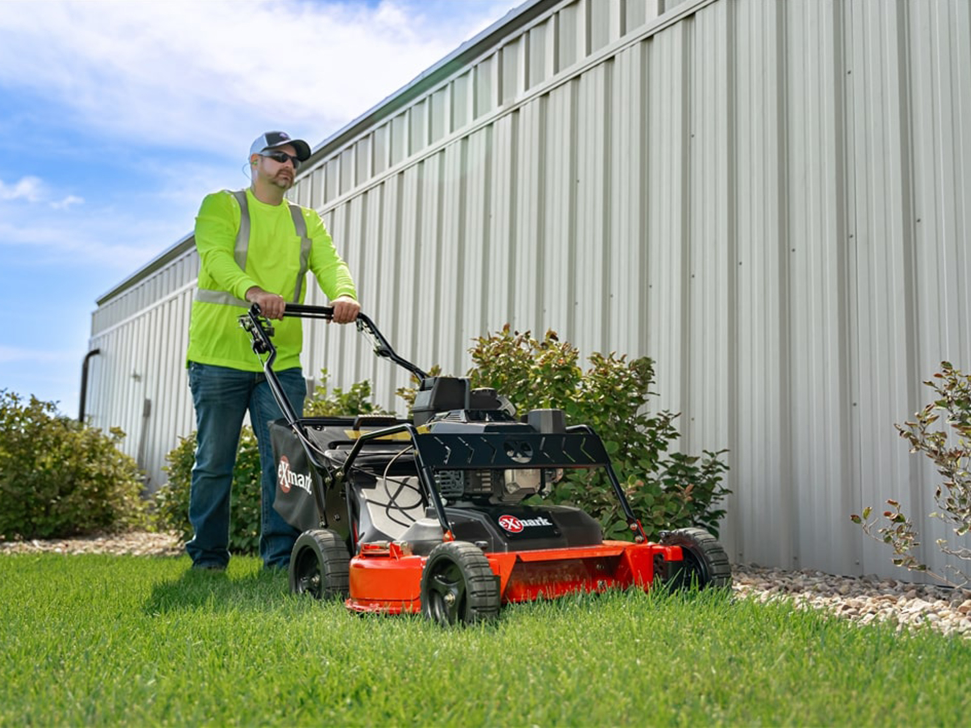 Exmark Commercial 30 X-Series Kohler ECV200 Self Propelled in Gaylord, Michigan - Photo 8