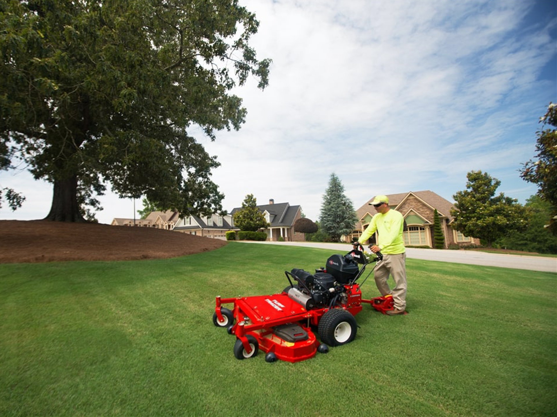 Exmark Turf Tracer X-Series 60 in. Kohler EFI 23.5 hp w/ StandOn and Mulch Kit in Gaylord, Michigan - Photo 8