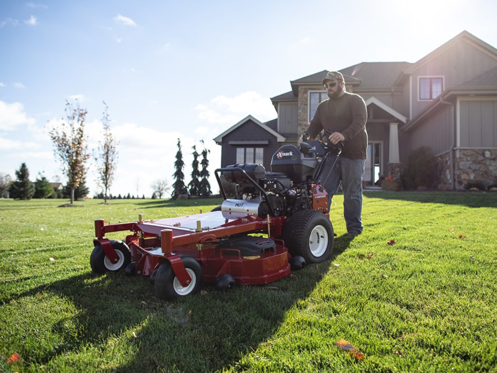 Exmark Turf Tracer X-Series 60 in. Kohler EFI 23.5 hp w/ StandOn and Mulch Kit in Gaylord, Michigan - Photo 10