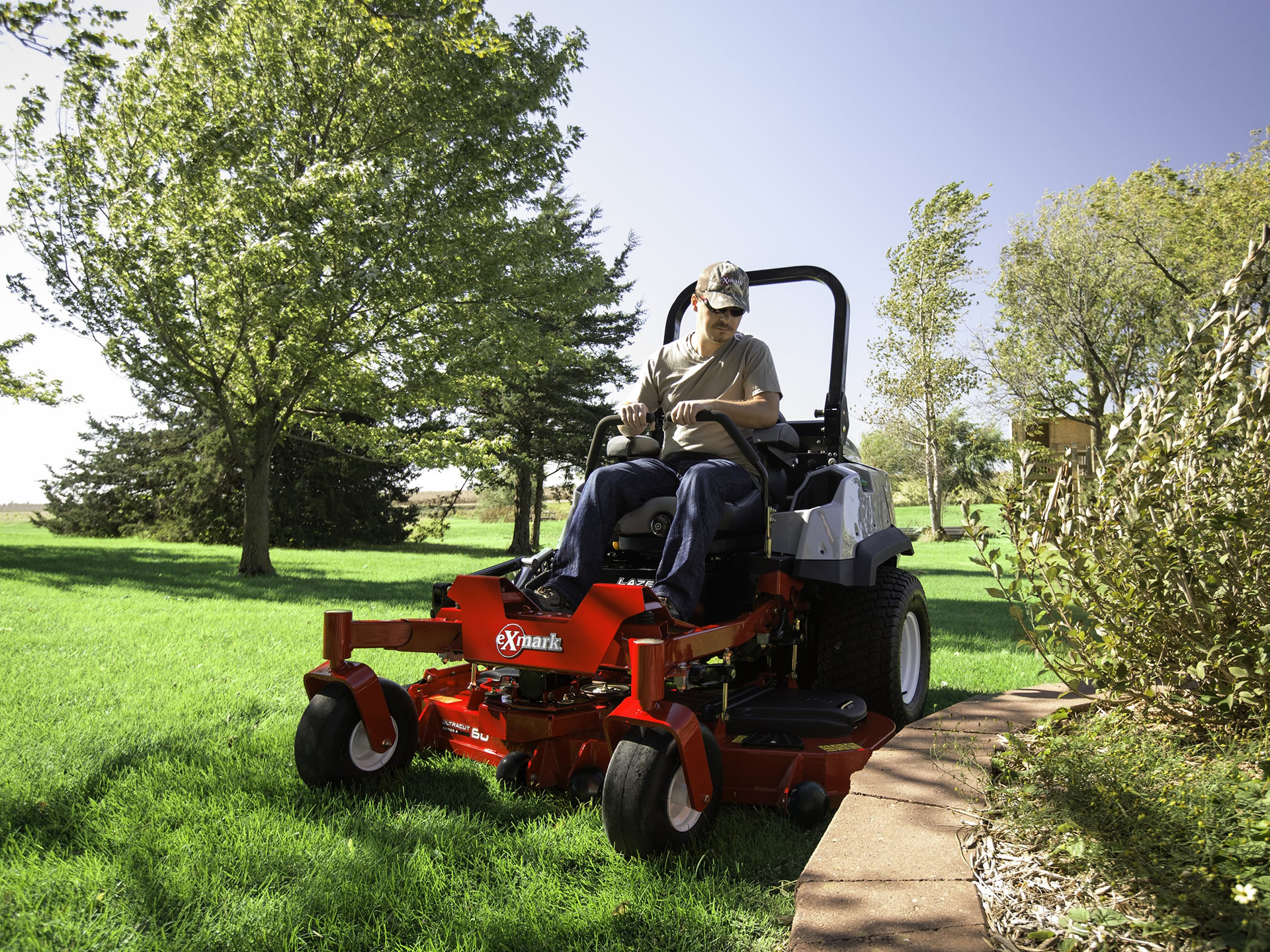 2024 Exmark Lazer Z Diesel 60 in. Yanmar 25 hp in Winterset, Iowa - Photo 9