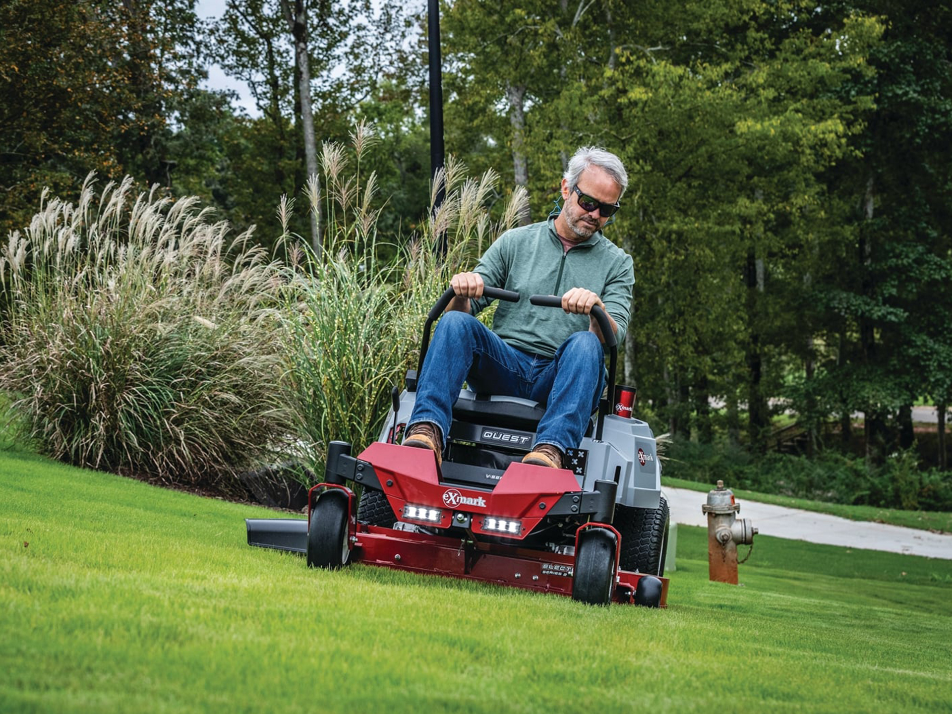 2024 Exmark Quest V-Series 42 in. Electric in Gaylord, Michigan - Photo 8