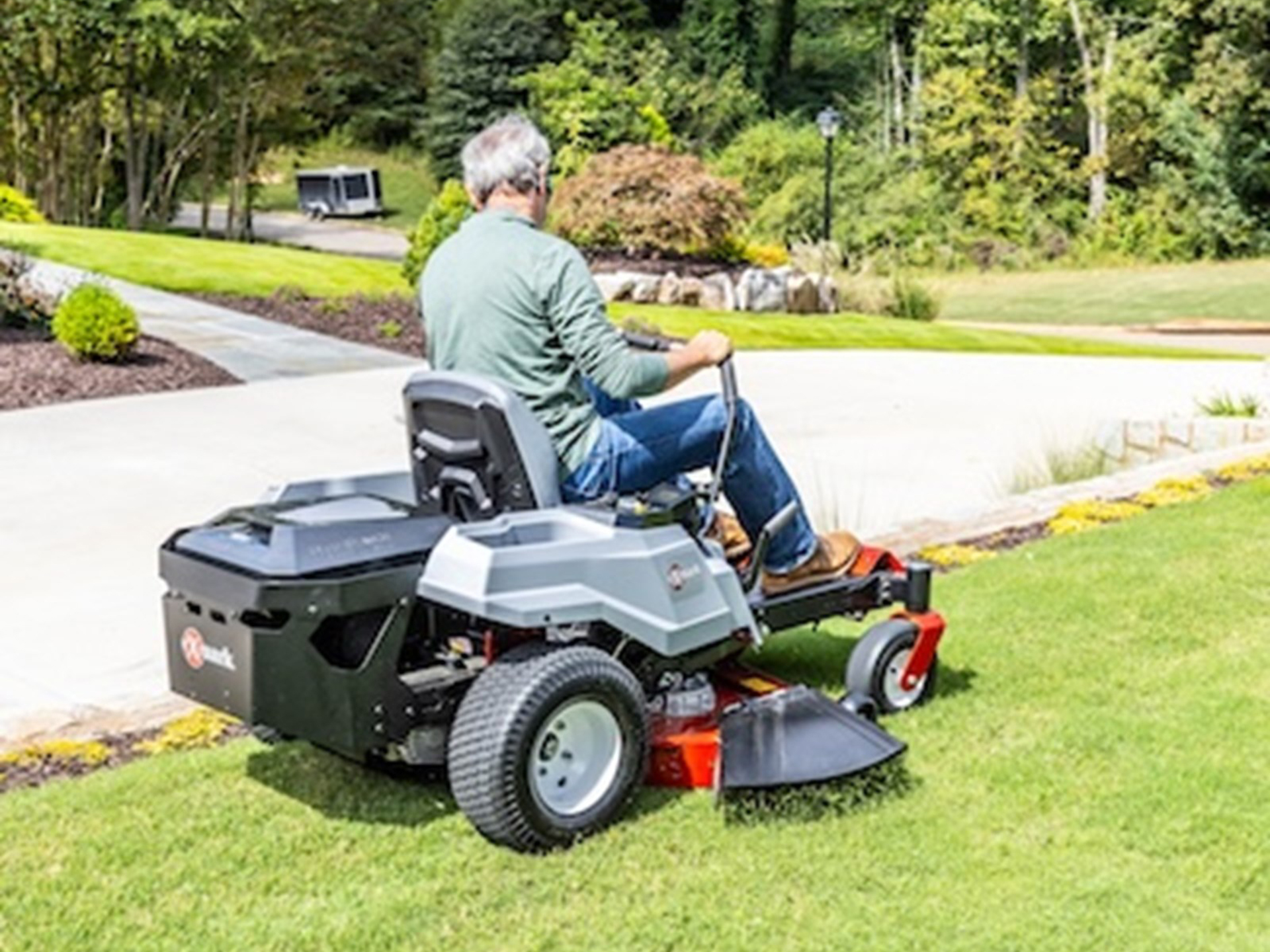 2024 Exmark Quest V-Series 42 in. Electric in Gaylord, Michigan - Photo 10