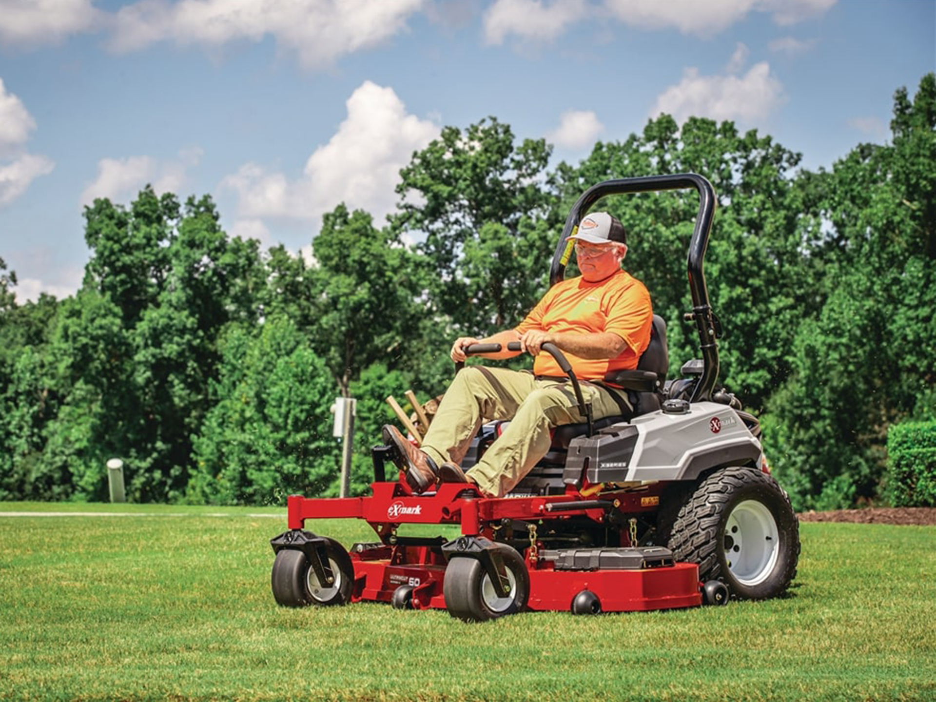 Compare Models: 2025 Exmark Radius X-Series 60 in. Kawasaki