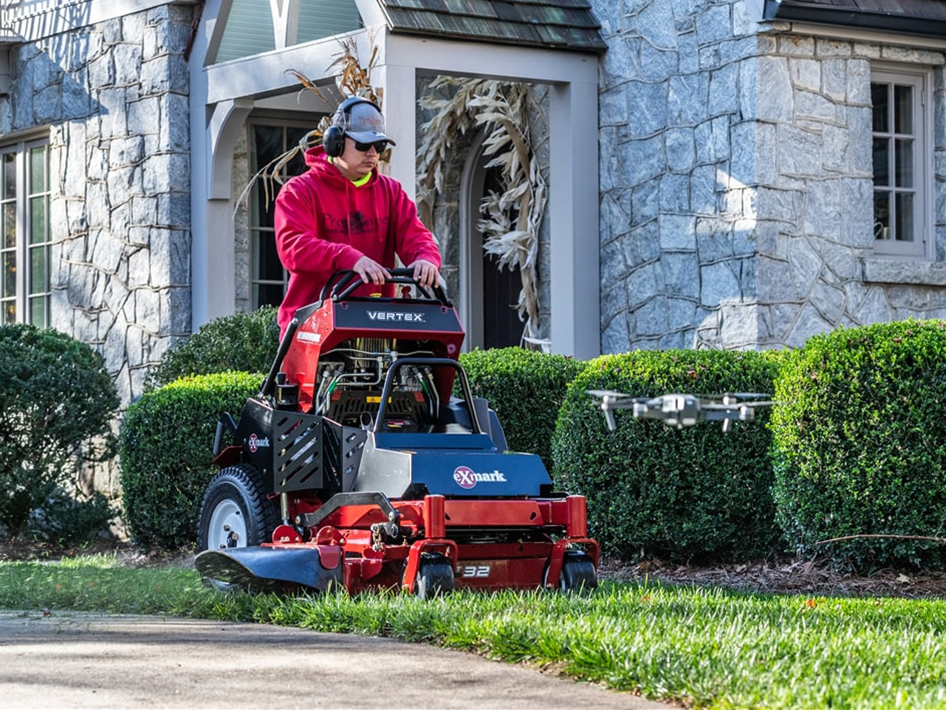2025 Exmark Vertex E-Series 32 in. Kawasaki FS600V 18.5 hp in Winterset, Iowa - Photo 5