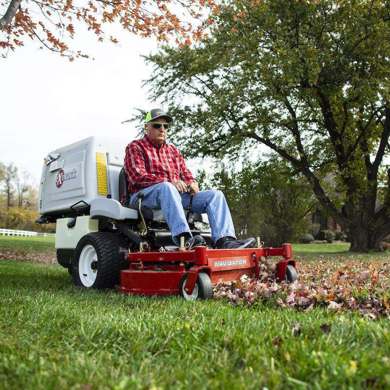 2026 Exmark Navigator Series 48 in. Rehlko EFI 23 hp in Gaylord, Michigan - Photo 6