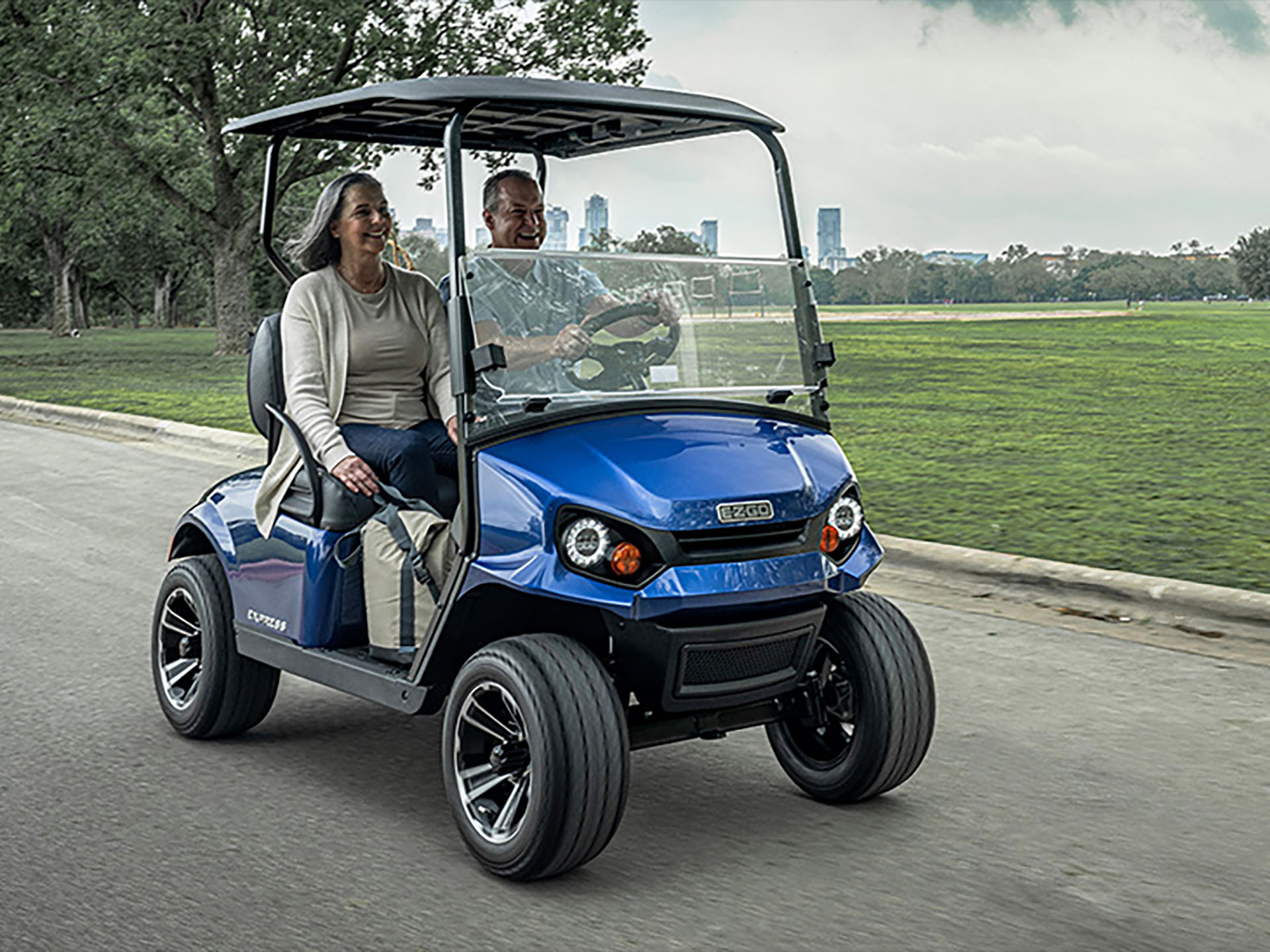 2025 E-Z-GO Express 2 in Rancho Murieta, California - Photo 5