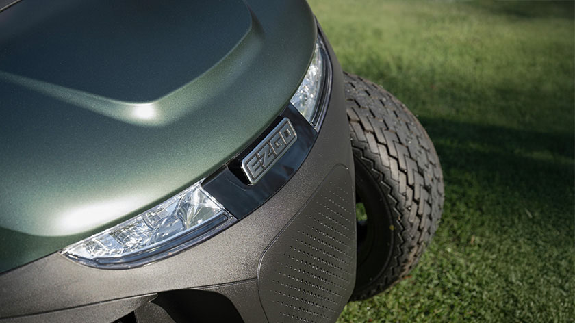 2027 EZGO RXV photo 2