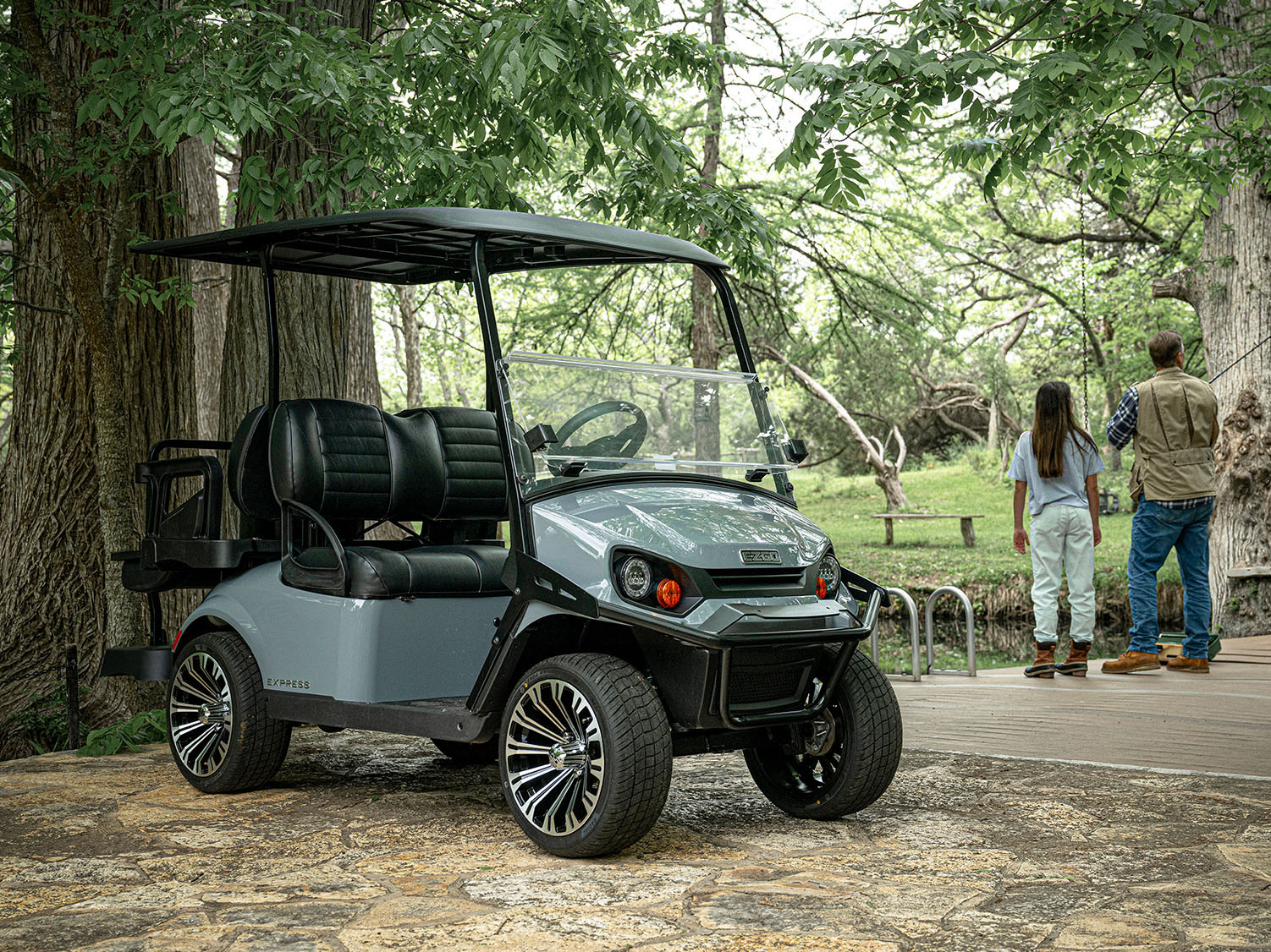 2026 E-Z-GO MY26 Express 4 Touring S 13.5 Gas in Hawarden, Iowa - Photo 3