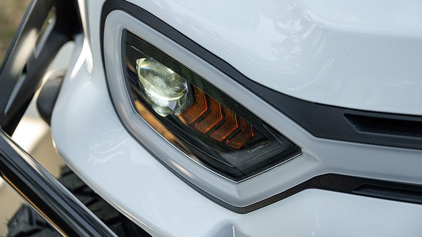 2027 E-Z-GO Express 6 Touring S 13.5-hp Gas in West End, North Carolina - Photo 2