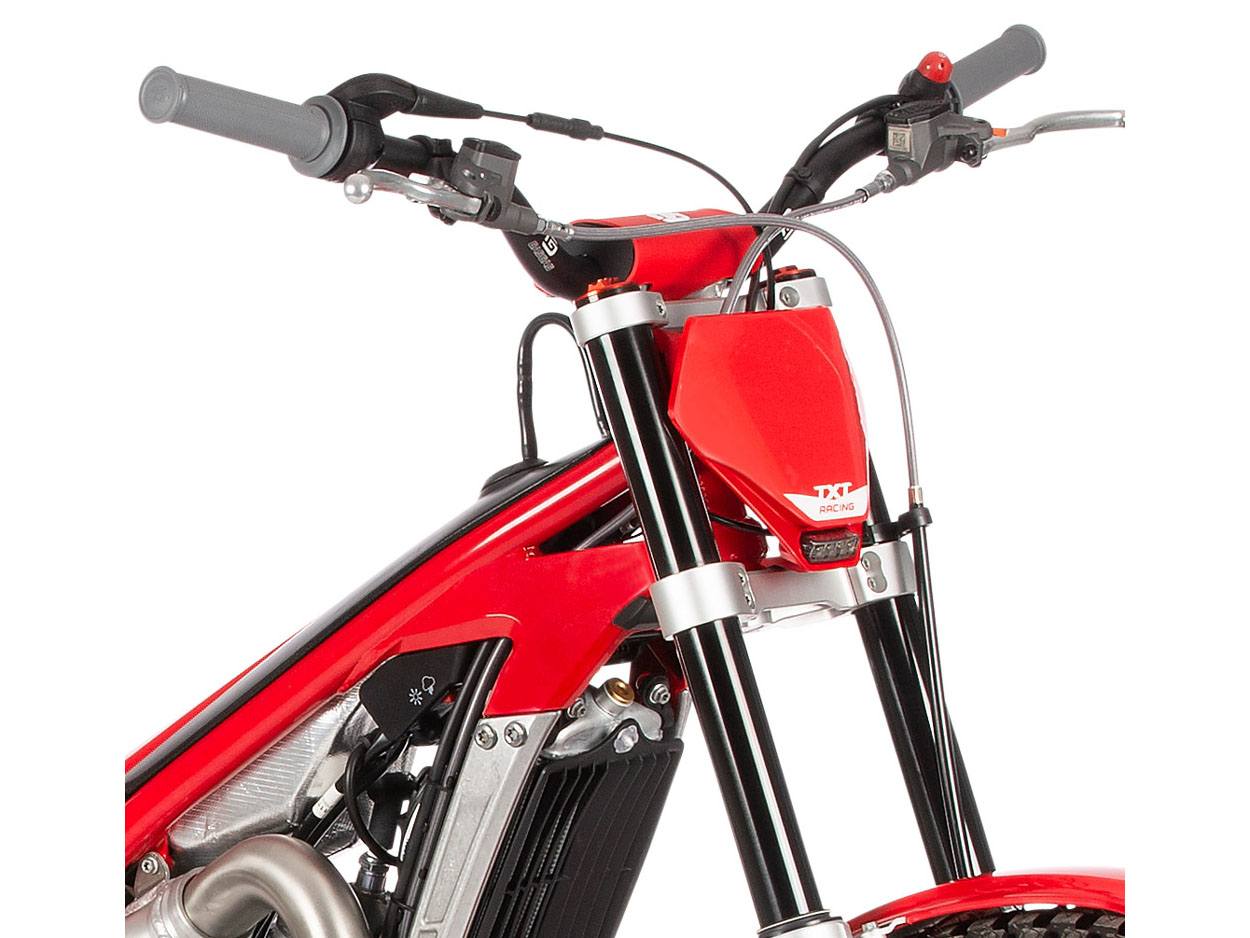 DECAL FENDER R REAR TXT R, DECAL FENDER R REAR TXT R,