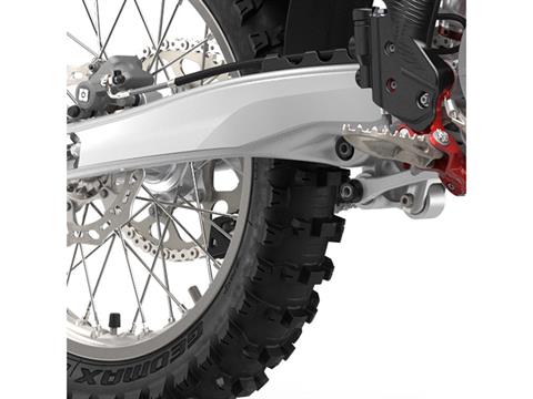 2025 GASGAS EC 300 in Marionville, Missouri - Photo 7