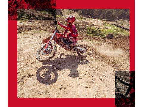 2026 GASGAS MC 125 in Marionville, Missouri - Photo 17