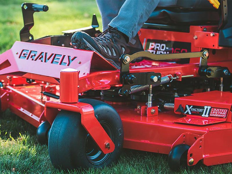 2024 Gravely USA Pro-Turn 148 48 in. Kawasaki FX691V 22 hp in Gaylord, Michigan - Photo 7