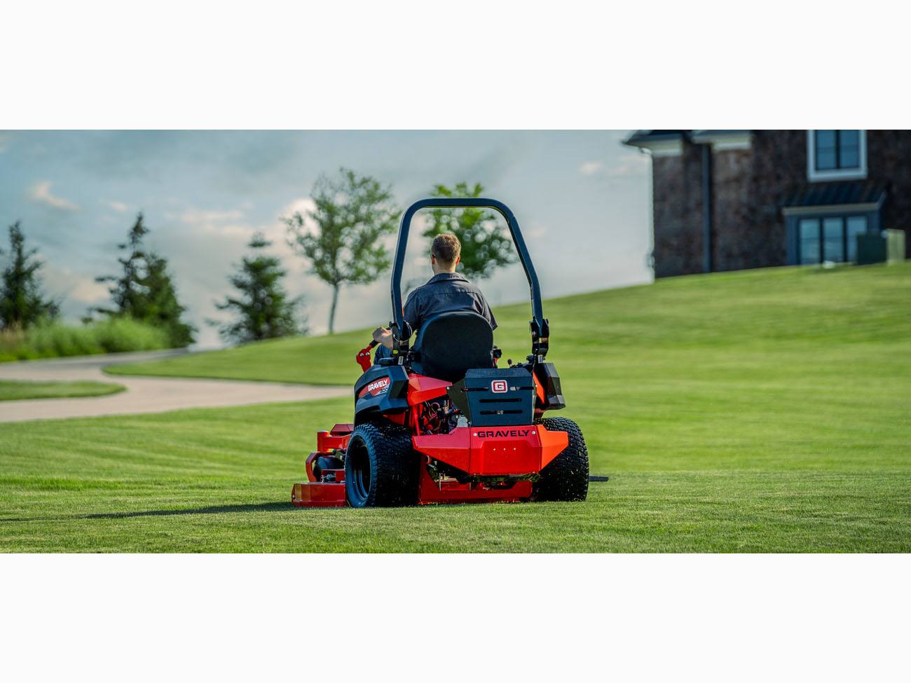 2023 Gravely USA Pro-Turn 360 60 in. Kawasaki FX921V 31 hp in Gaylord, Michigan - Photo 5
