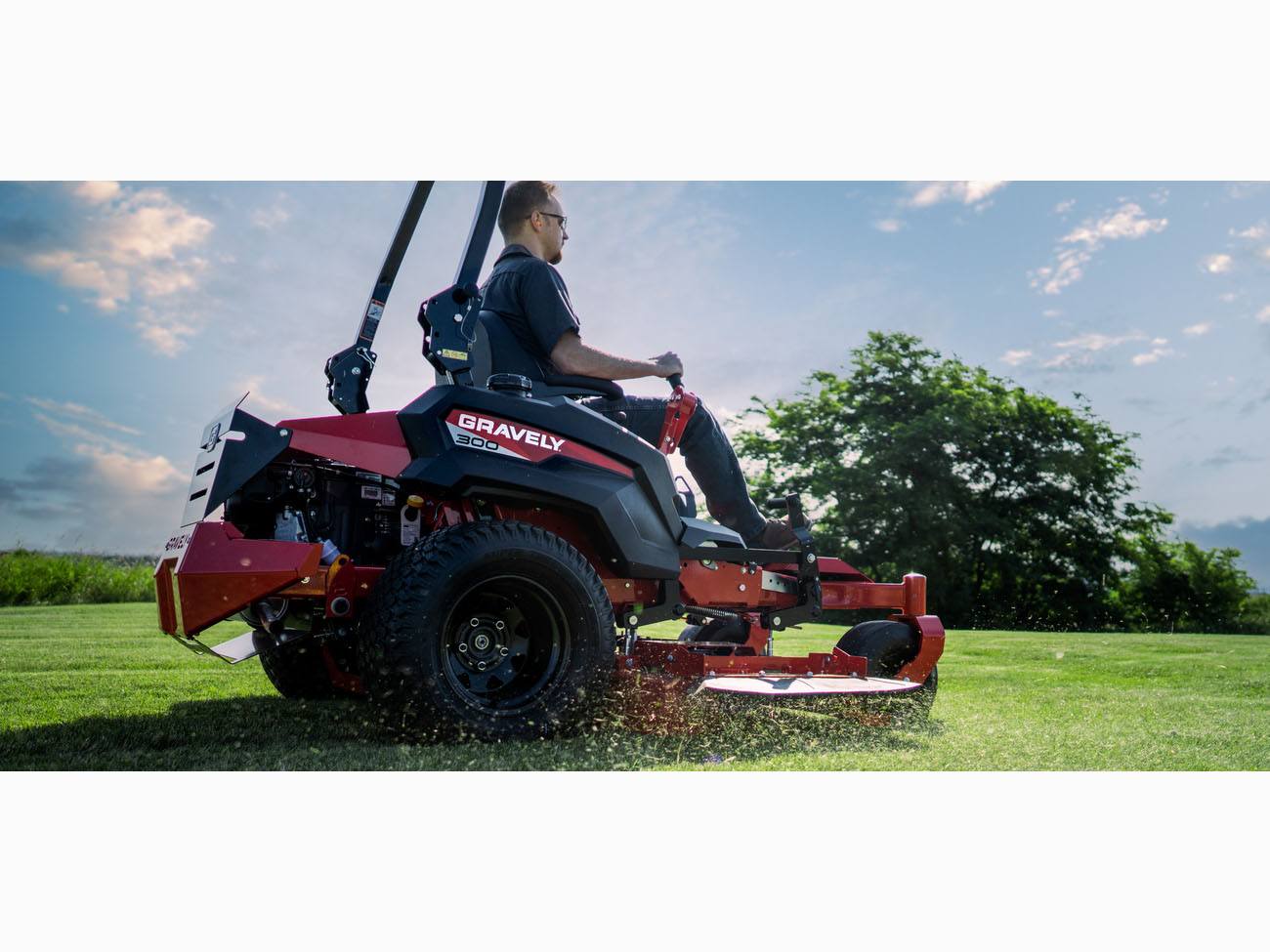 2023 Gravely USA Pro-Turn 360 60 in. Kawasaki FX921V 31 hp in Gaylord, Michigan - Photo 6