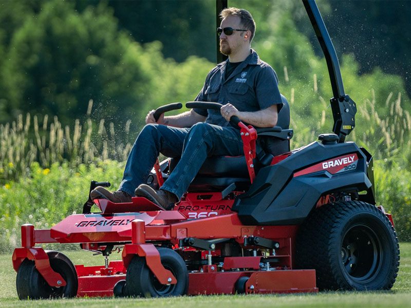 2024 Gravely USA Pro-Turn 348 48 in. Kawasaki FX801V 25.5 hp in Gaylord, Michigan - Photo 8
