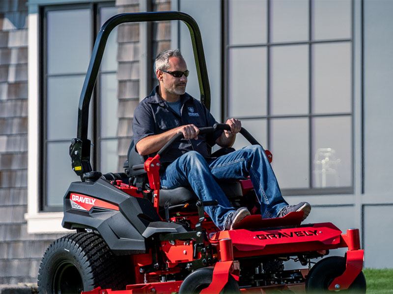 2024 Gravely USA Pro-Turn 560 60 in. Kawasaki FX1000V EFI 38.5 hp in Gaylord, Michigan - Photo 6