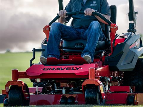 2024 Gravely USA Pro-Turn 560 60 in. Kawasaki FX1000V EFI 38.5 hp in Gaylord, Michigan - Photo 7