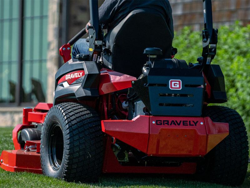 2024 Gravely USA Pro-Turn 560 60 in. Kawasaki FX1000V EFI 38.5 hp in Gaylord, Michigan - Photo 8
