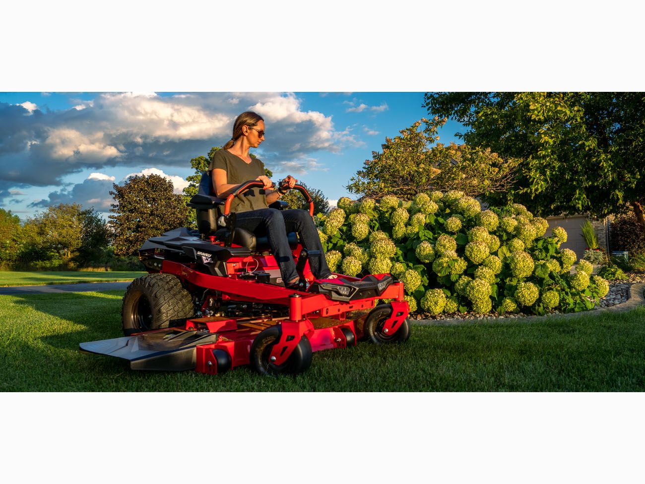 2023 Gravely USA ZT XL 52 in. Kawasaki FR691V 23 hp in Gaylord, Michigan - Photo 9