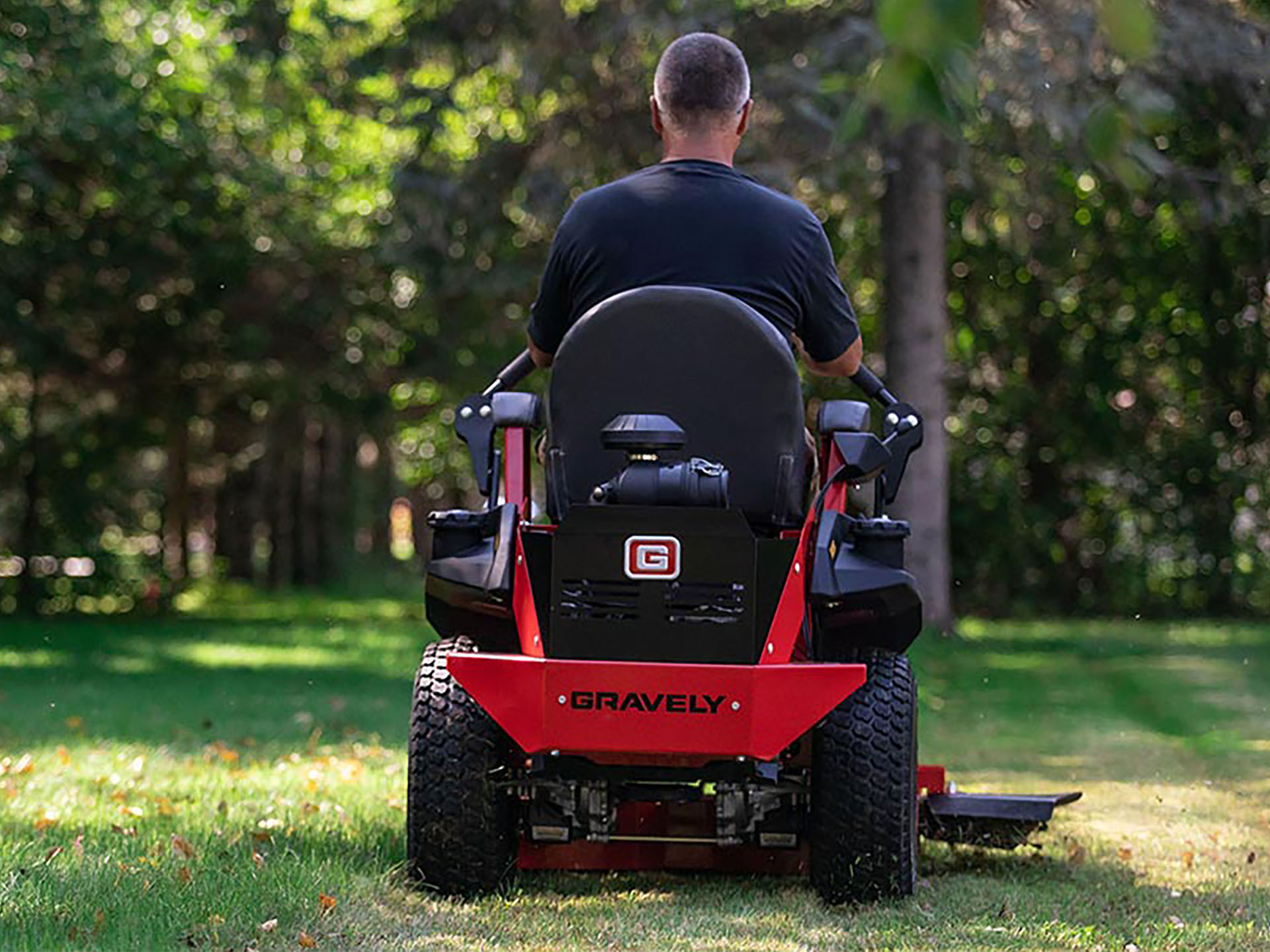 2025 Gravely USA Compact-Pro 34 in. Kawasaki FX481V 15.5 hp in Gaylord, Michigan - Photo 6