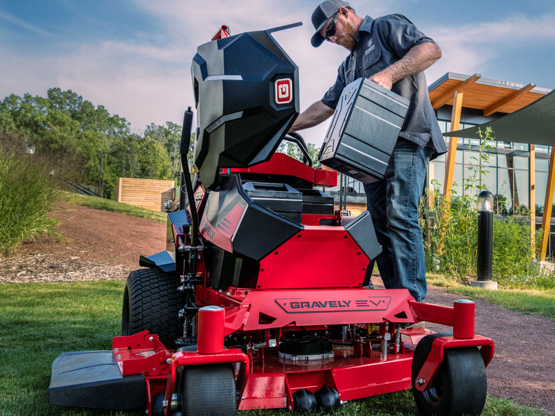2025 Gravely USA Pro-Stance EV 52 in. SD - Batteries Included in Gaylord, Michigan - Photo 8