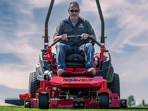 2025 Gravely USA Pro-Turn 552 52 in. Kawasaki FX850V 27 hp in Gaylord, Michigan - Photo 7