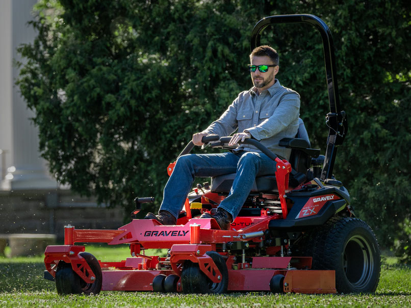 2025 Gravely USA Pro-Turn ZX 52 in. Kawasaki FX691V 22 hp in Gaylord, Michigan - Photo 4
