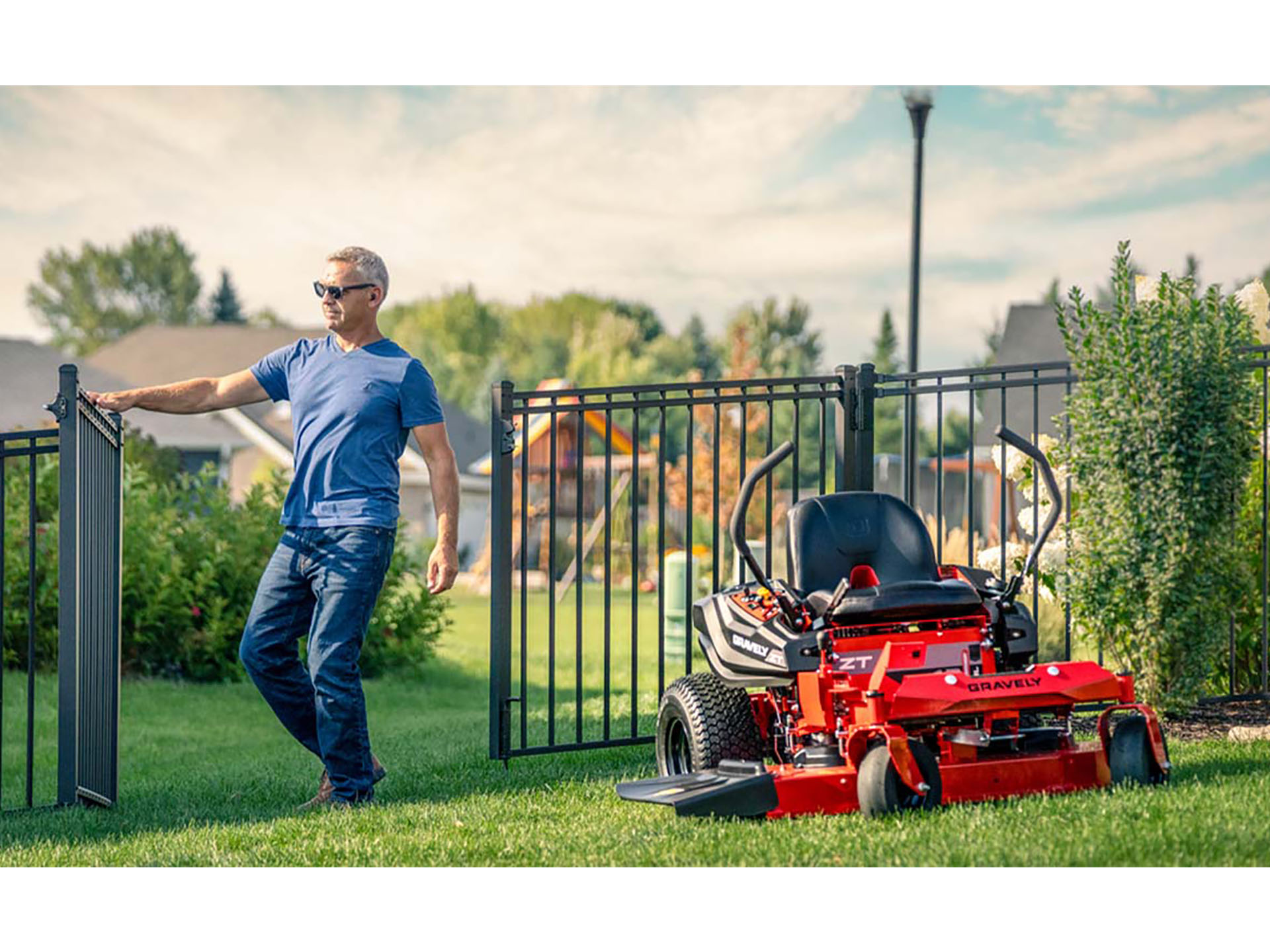 2025 Gravely USA ZT 34 in. Kawasaki FR600V 18 hp in Gaylord, Michigan - Photo 7