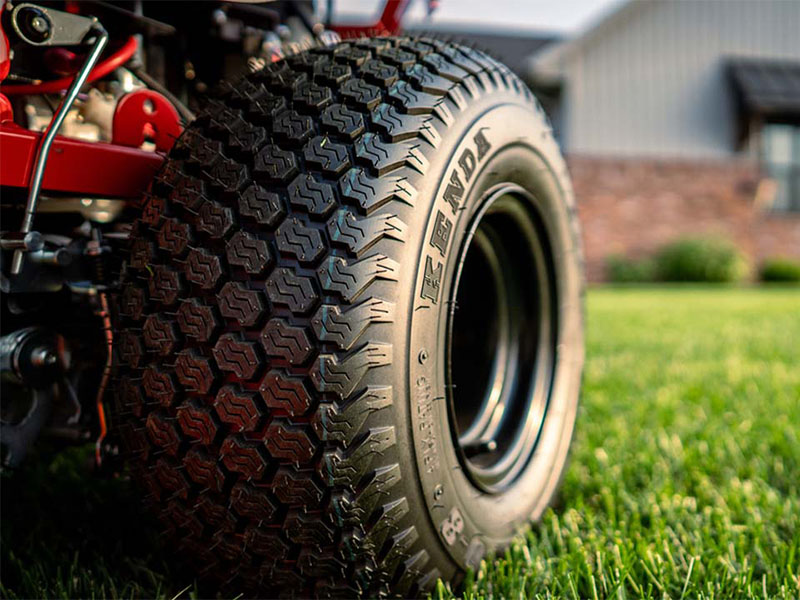 2025 Gravely USA ZT 34 in. Kawasaki FR600V 18 hp in Gaylord, Michigan - Photo 5