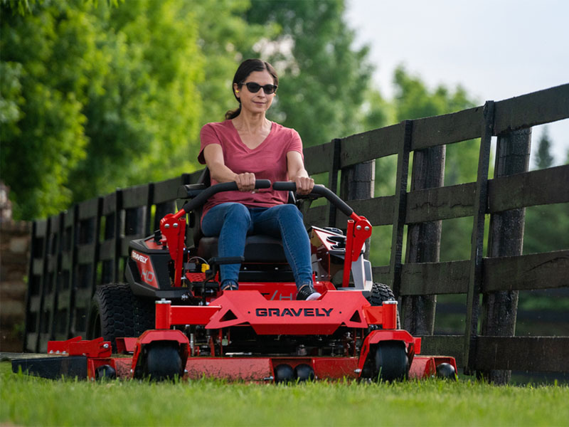 2025 Gravely USA ZT HD 52 in. Kawasaki FR691V 23 hp in Gaylord, Michigan - Photo 4