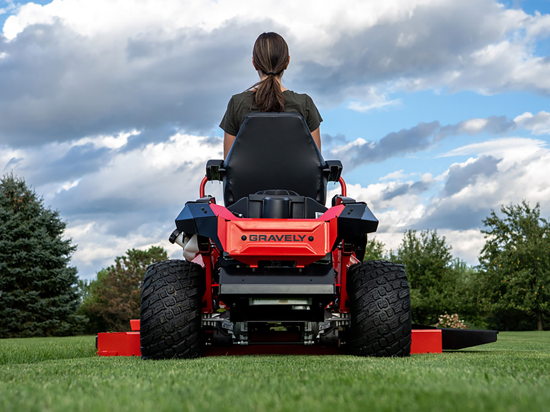 2025 Gravely USA ZT XL 42 in. Kawasaki FR651V 21.5 hp in Gaylord, Michigan - Photo 9