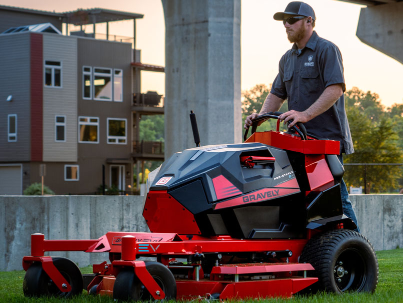 2026 Gravely USA Pro-Stance EV 60 in. SD - Batteries Included in Gaylord, Michigan - Photo 6