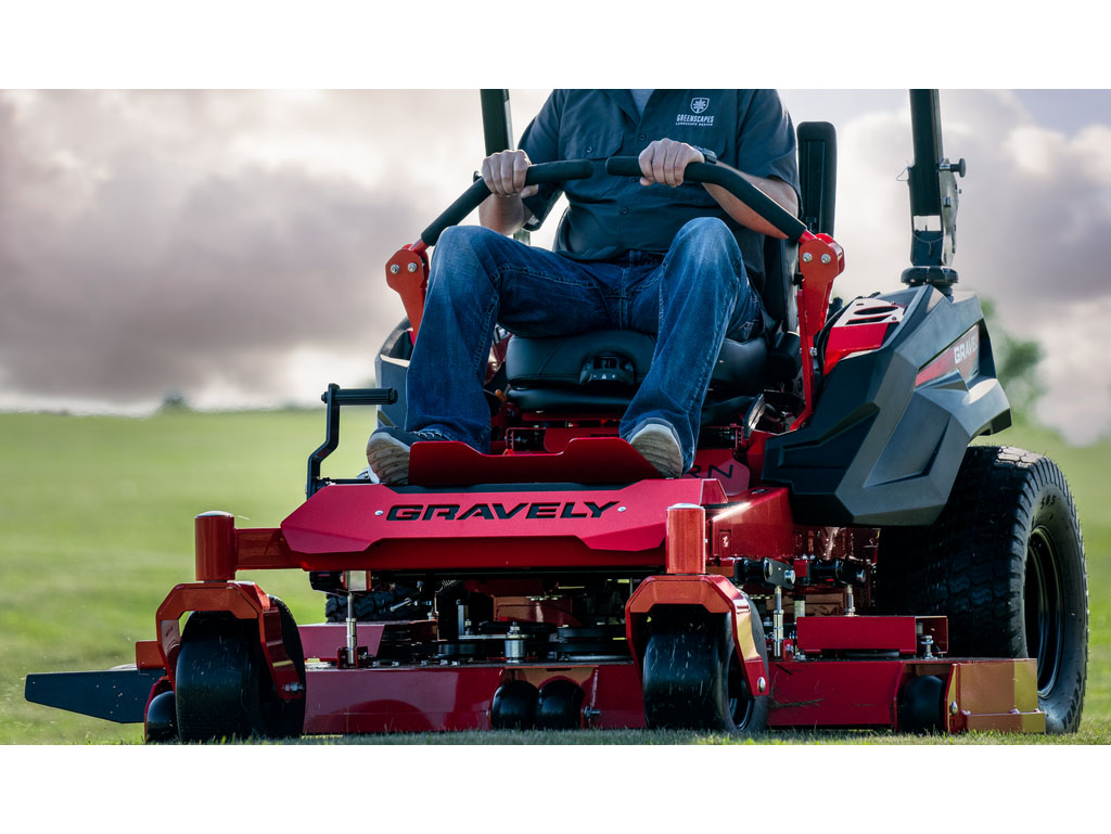 2026 Gravely USA Pro-Turn 560 60 in. Kawasaki FX1000V EFI 38.5 hp in Gaylord, Michigan - Photo 5