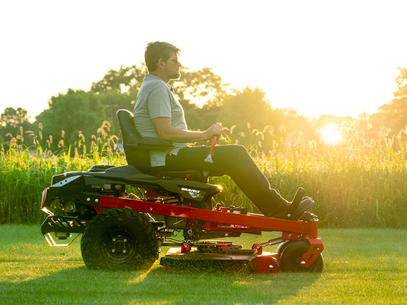 2026 Gravely USA ZT XL 42 in. Kawasaki FR651V 21.5 hp in Gaylord, Michigan - Photo 8