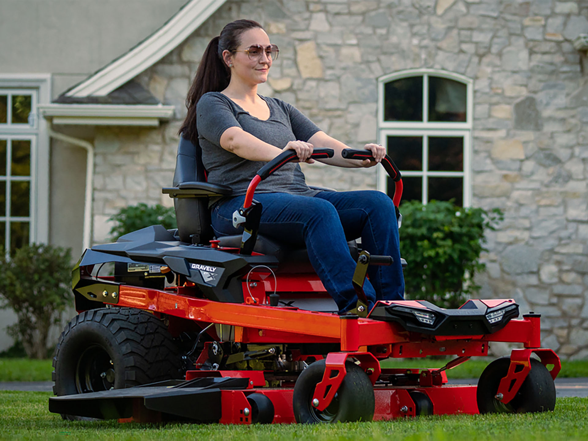 2025 Gravely USA ZT X 48 in. Kawasaki FR651V 21.5 hp in Gaylord, Michigan - Photo 7