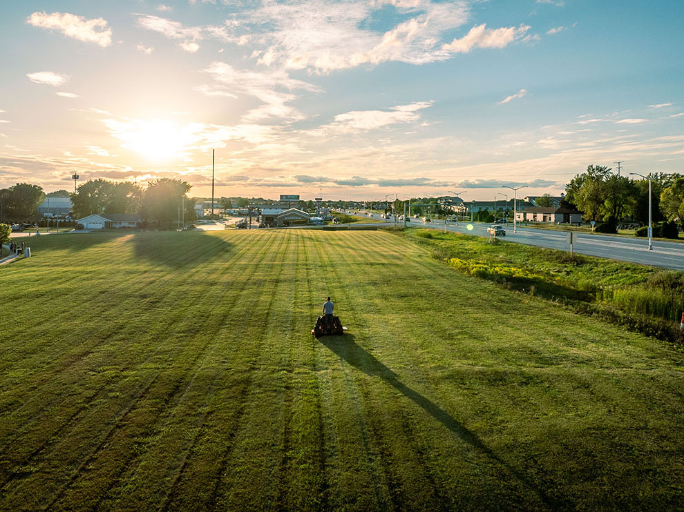 2026 Gravely USA Pro-Stance Ultra 60 in. Kawasaki FX1000V EFI 38.5 hp in Gaylord, Michigan - Photo 9